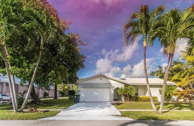 1571 SW 13th Drive photos photos