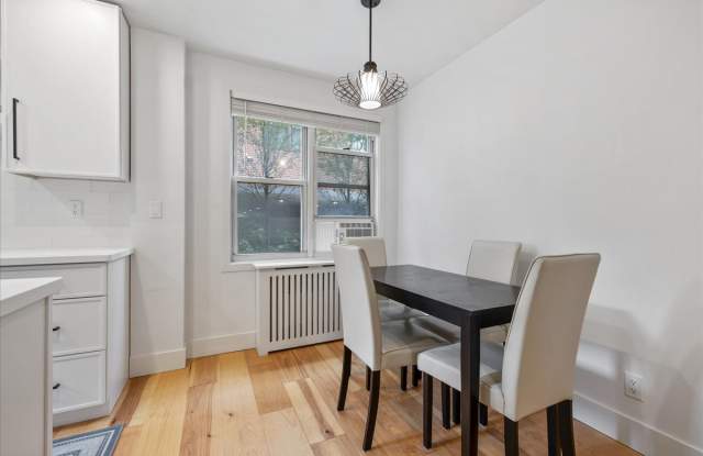 700 Summer St photos photos