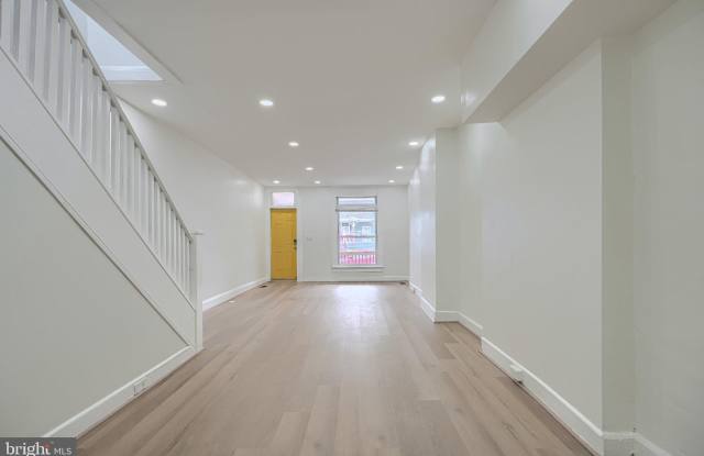 1120 MONTPELIER Street Gallery 3