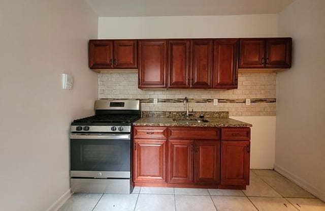 1001 Walton Avenue photos photos