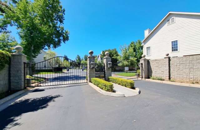 3-Bedroom 2 Story Home in a Gated Community-Virginia Commons! Gallery 4
