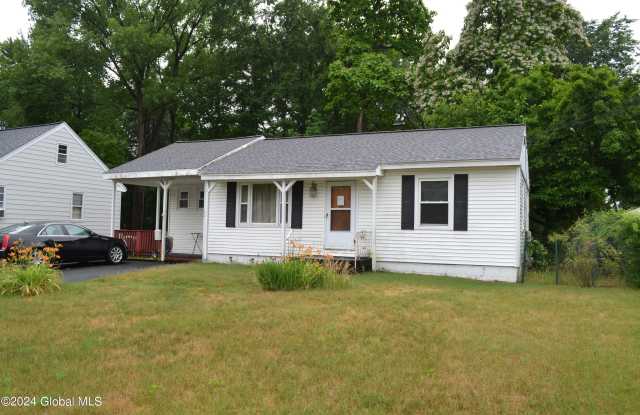 42 Oakwood Drive Gallery 1