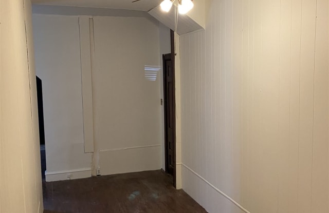 5709 Thomas Avenue Gallery 2