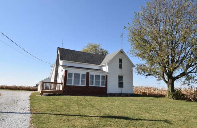 Farmhouse in Greenfield Gallery 1