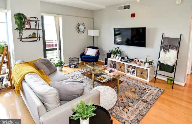 7915 EASTERN AVENUE - 7915 Eastern Avenue Northwest, Silver Spring, MD 20910