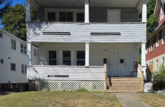 2616 Midland Avenue - 2 photos photos 2616 Midland Avenue - 2 photos photos