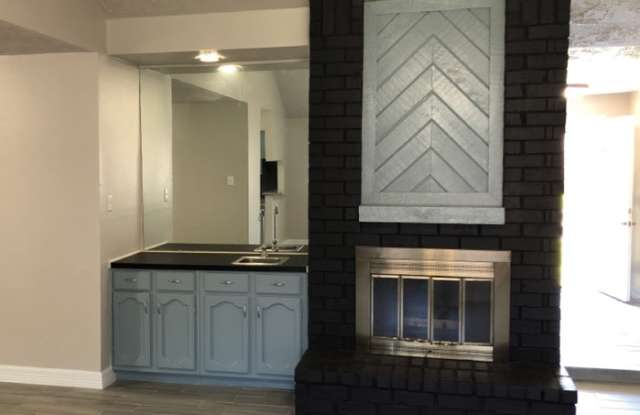 16602 Lost Quail Drive Gallery 3