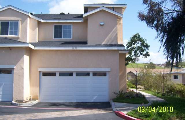 1051 Maddie Lane Gallery 2