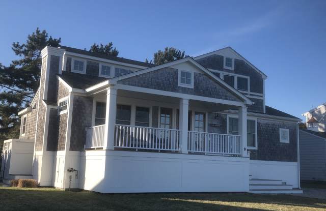 9 Pacific Street - 9 Pacific Street, Groton Long Point, CT 06340 9 Pacific Street - 9 Pacific Street, Groton Long Point, CT 06340