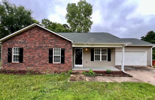 323 Elm St - 323 Elm Street, Belmont, NC 28012