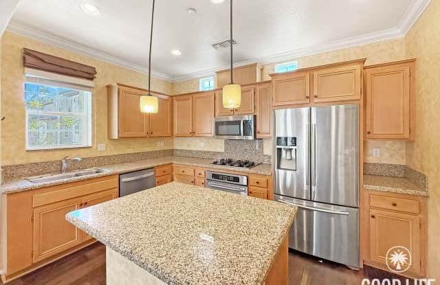 Great 3B/3.5BA Townhome in 4S Ranch! photos photos