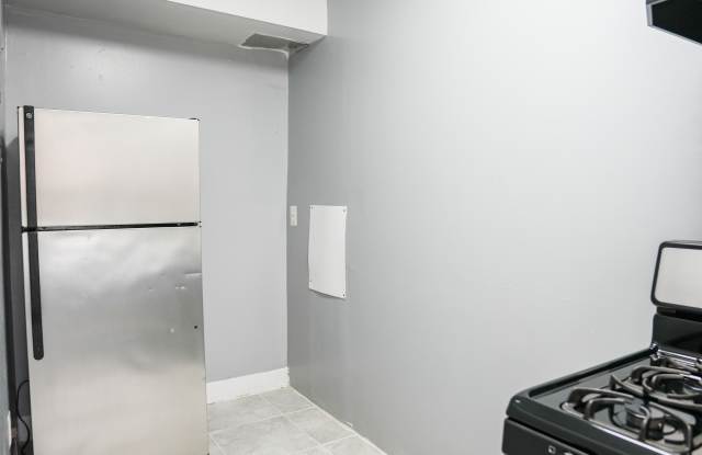 2021 W Baltimore St Apt 3 Gallery 2