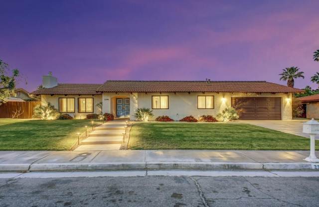 2230 Tamarisk Road Gallery 2