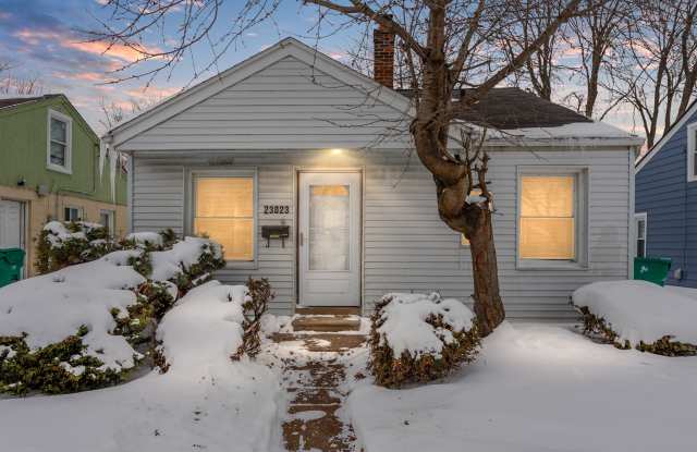 23023 Rosalind Ave photos photos