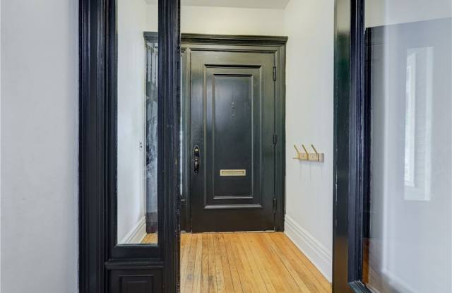 18 Sibley Place Gallery 4