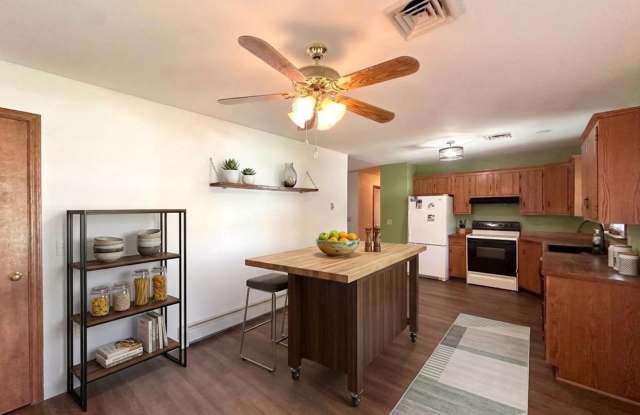 2 Bedroom Single Family Home in Lebanon! Gallery 4