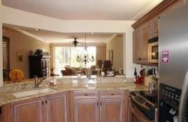 7709 Pebble Creek Cir Gallery 2