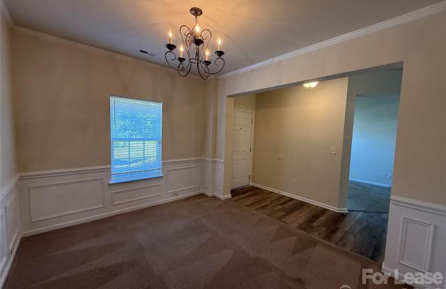 8560 Magnolia Springs Drive Gallery 3