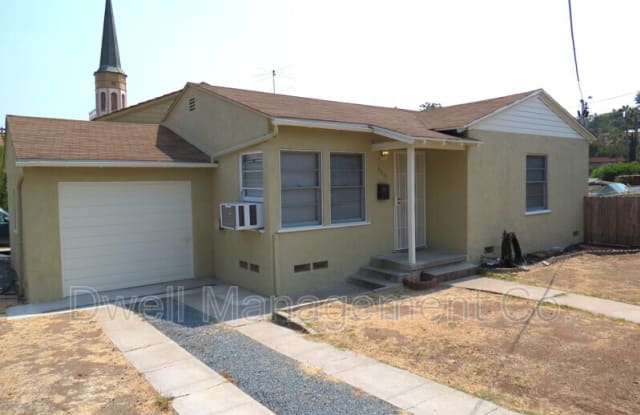 8681 Larsen Way - 8681 Larsen Way, La Mesa, CA 91941