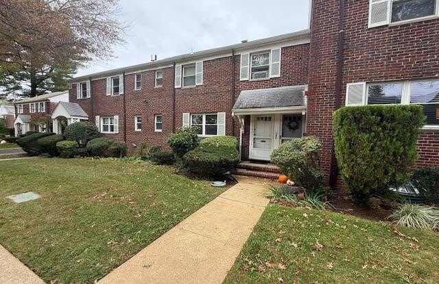 82 Manor Drive unit: 803 photos photos