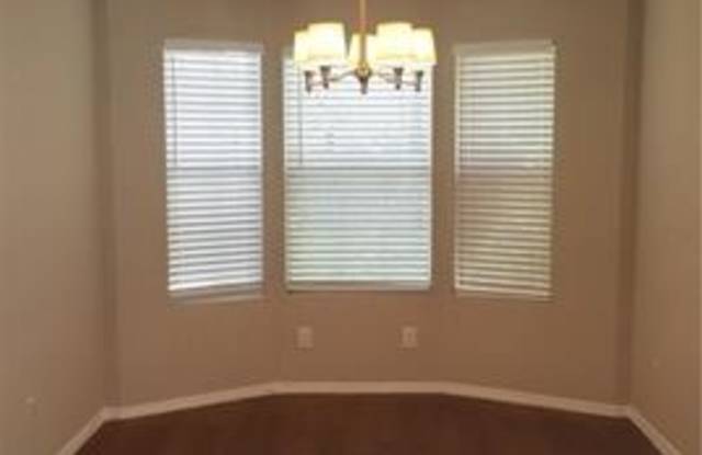 517 Nightshade Drive Gallery 4