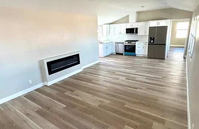 635 Santa Fe Drive - 635 Santa Fe Drive, Encinitas, CA 92024