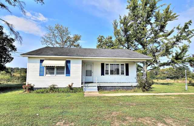 HOUSE FOR RENT - HARTSELLE (Danville/Neel Area) - 6085 Danville Road, Morgan County, AL 35640