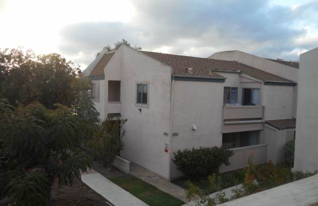 Village Woods Condominiums Gallery 3