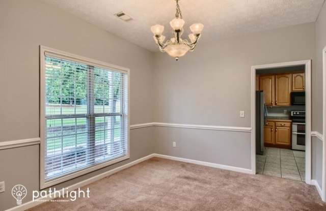 109 Lost Forest Drive Gallery 4