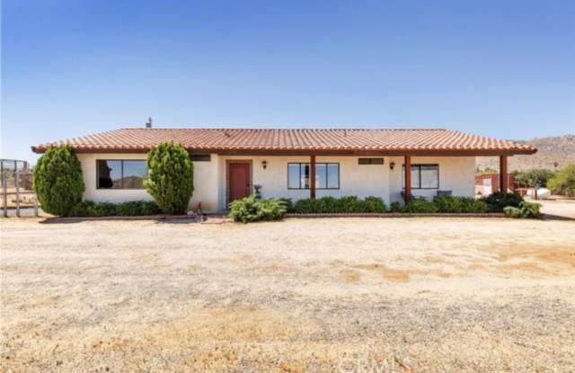 7662 Quail Springs Road - 7662 Quail Springs Road, Joshua Tree, CA 92252
