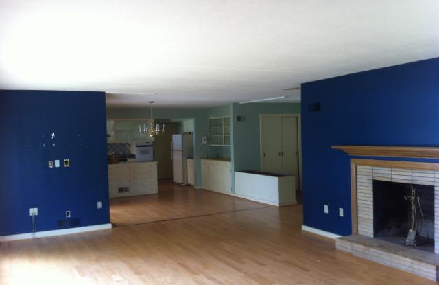 Beautiful Lakeside home in Windsor Vermont - Will go fast (CURRENTLY UNDER CONTRACT) photos photos Beautiful Lakeside home in Windsor Vermont - Will go fast (CURRENTLY UNDER CONTRACT) photos photos