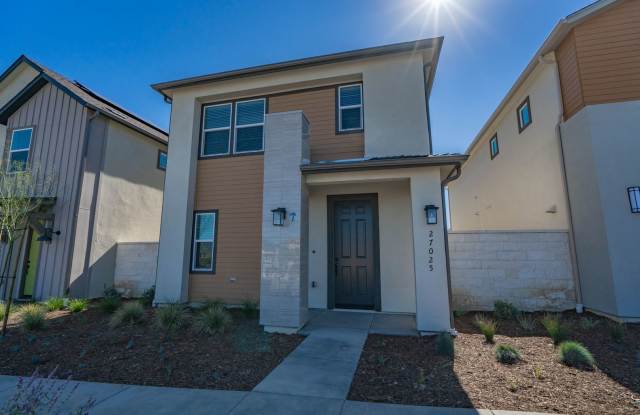 3 Bedrooms in the Five Points Community of Valencia! photos photos