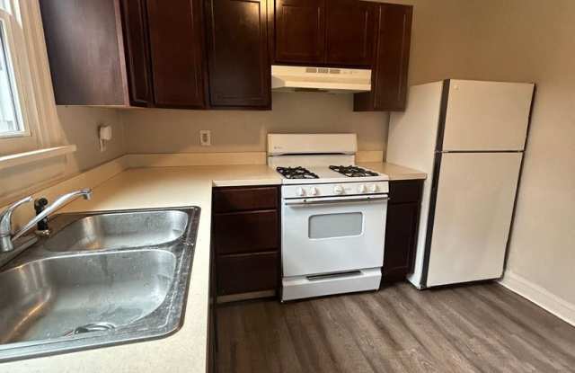 156 Frank S. Brown Blvd photos photos