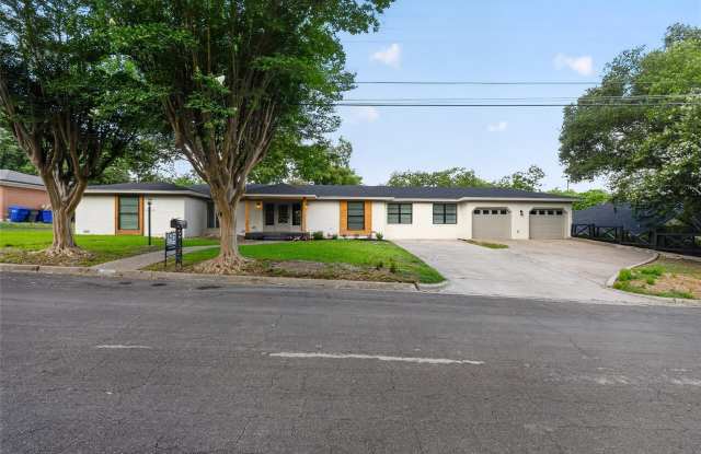 2808 Woodland Drive Gallery 2