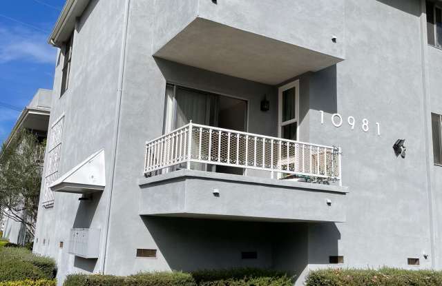 LUXURY LIVING AT AN AFFORDABLE PRICE photos photos