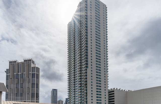 Highly desirable 2-bdrm, 2-bath, 1-pkg condo at Ililani in Kakaako photos photos Highly desirable 2-bdrm, 2-bath, 1-pkg condo at Ililani in Kakaako photos photos