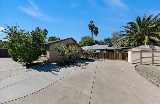 19038 Ingomar Street Gallery 2