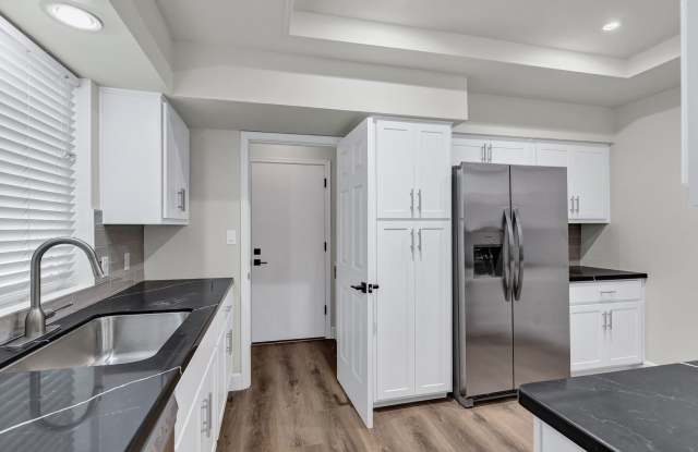 2/2 photos photos 2/2 photos photos