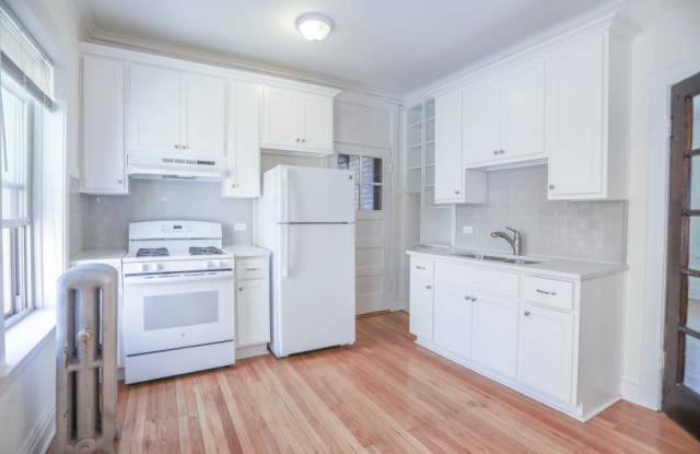 4647 N Manor photos photos