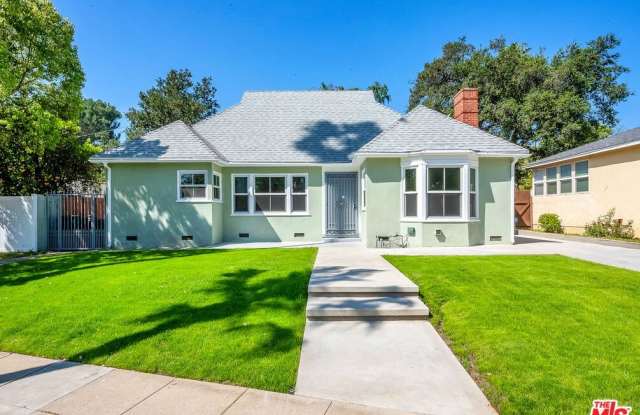 1091 Palm Ter photos photos