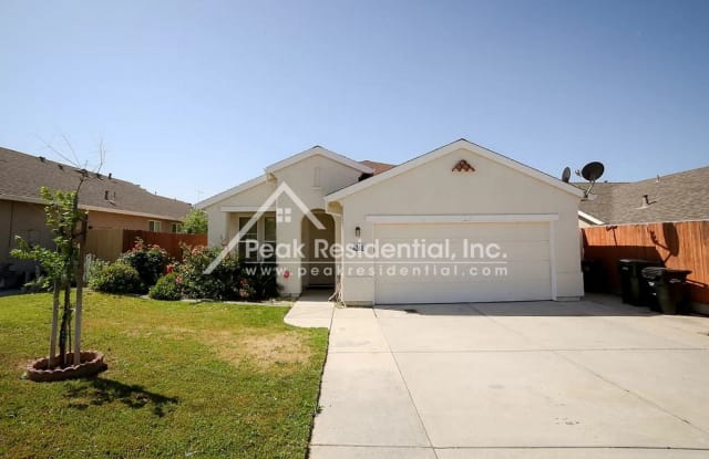4248 Crumley Way - 4248 Crumley Way, North Highlands, CA 95843