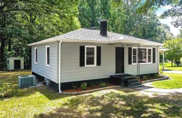 Beautiful House - 1816 Auten Road, Gaston County, NC 28054