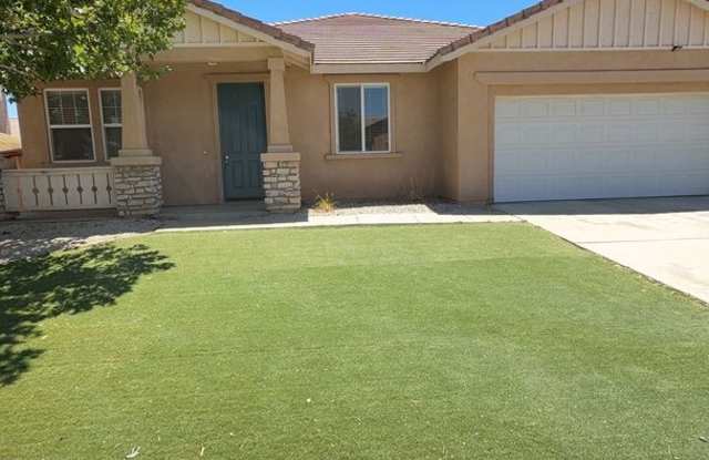 4 BEDROOM HOME + OFFICE IN VICTORVILLE - 12921 Arvila Drive, Victorville, CA 92392