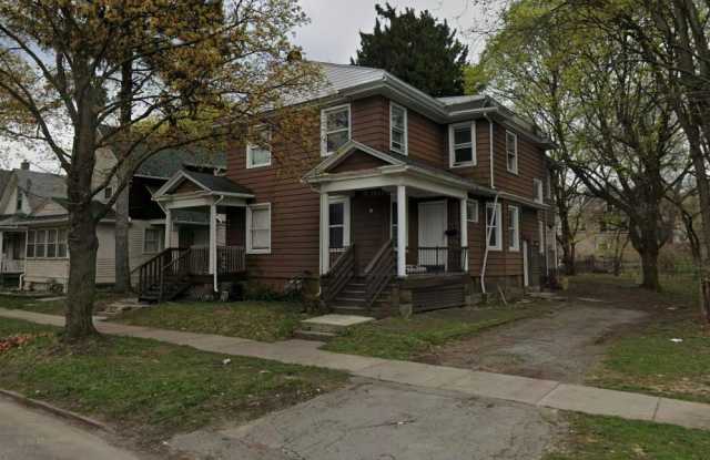 83-85 Parsells Avenue - 85 photos photos