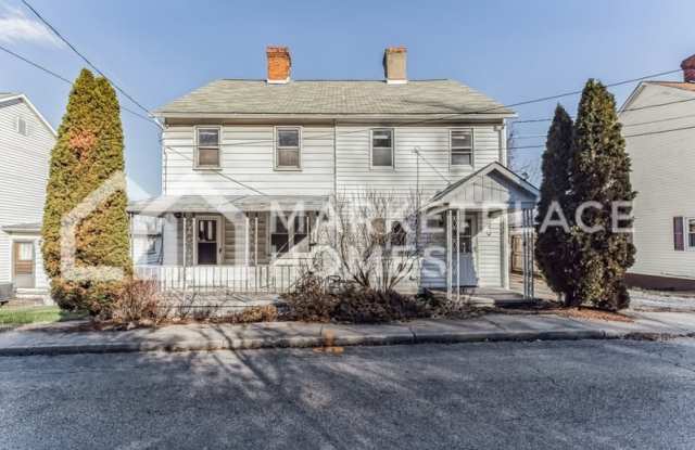 17 Maple St - 17 Maple Street, Ellsworth, PA 15360