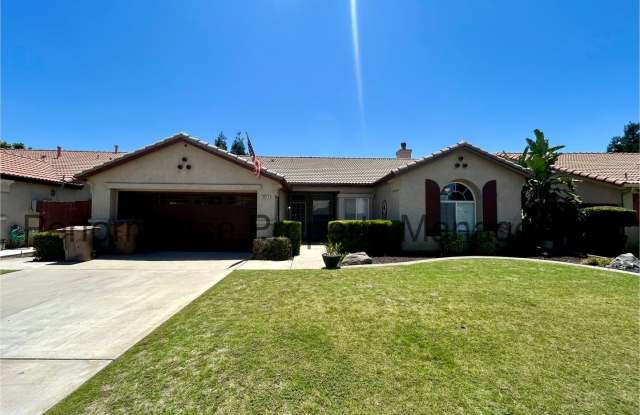Charming 4 Bed/2 Bath NW Bakersfield Home w/ RBP  Security Deposit Alternative Option photos photos