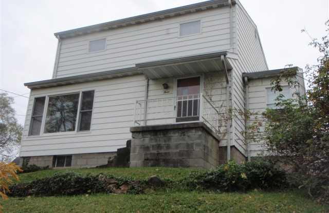 3 Bedroom House with Large Garage in Westover - Available 8/02/2024 - 3 Sycamore Street, Westover, WV 26501