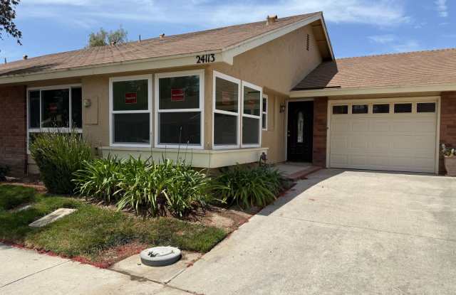 Updated Del Mar model home in Leisure Village photos photos