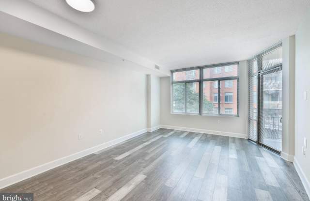 3600 S GLEBE ROAD photos photos