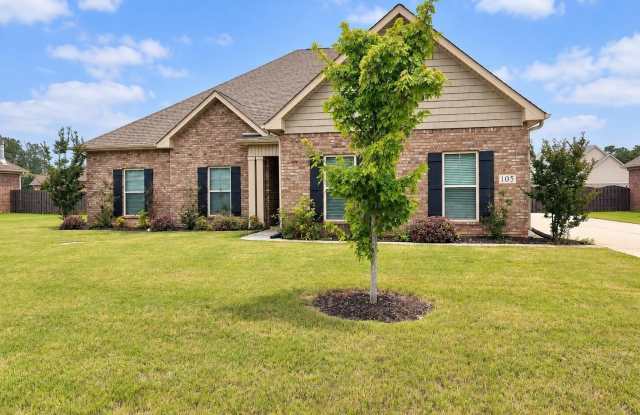 105 Twin Springs Drive Gallery 1